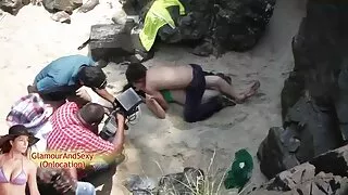 તેમણે એક છોકરી વાવેતર. સેક્સી બીપી